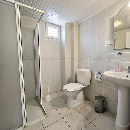 3 Bedrooms In Oeluedeniz, Ovacik Апартаменты