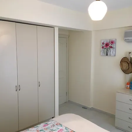 3 Bedrooms In Oeluedeniz, Ovacik Апартаменты Олудениз