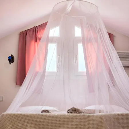 Διαμέρισμα 3 Bedrooms In Oeluedeniz, Ovacik